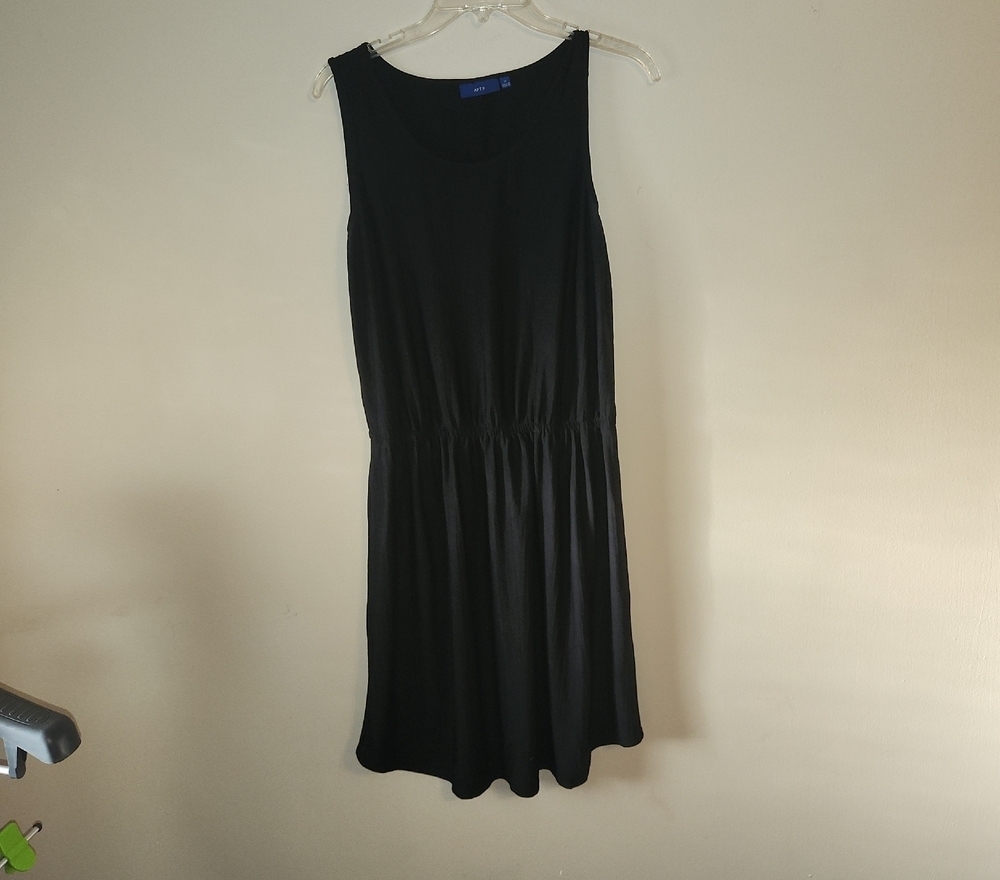 Apt. 9 Classic Black Midi Dress